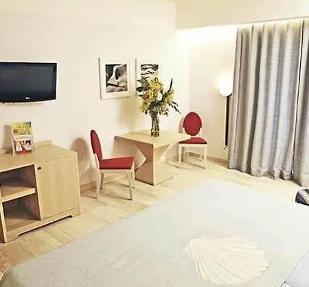 Grande Baia And 호텔