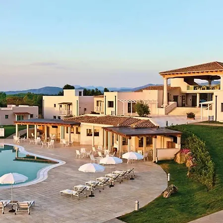 Grande Baia And Hotel San Teodoro (Sardinia)